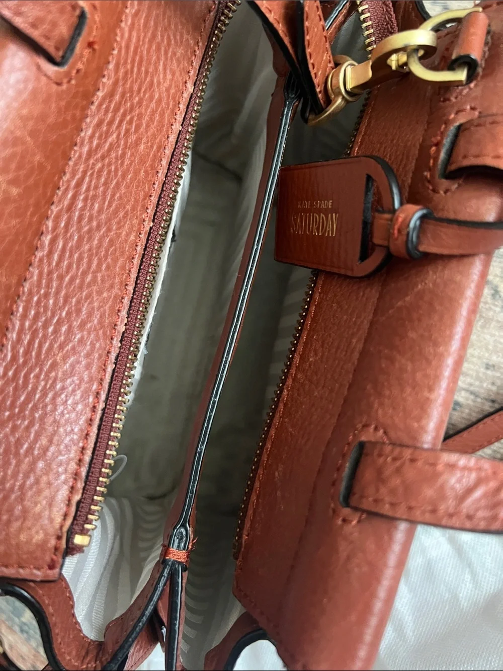 Kate Spade Women’s Brown Leather Hand bag / Satchel